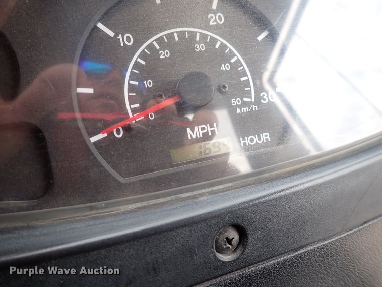 image for item HR9805 2015 Cushman 1600XD  utility vehicle