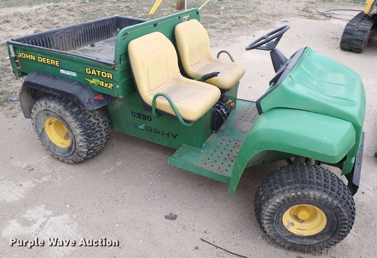 image for item HR9850 1997 John Deere Gator  utility vehicle
