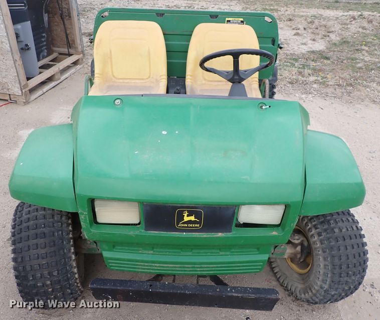 image for item HR9850 1997 John Deere Gator  utility vehicle