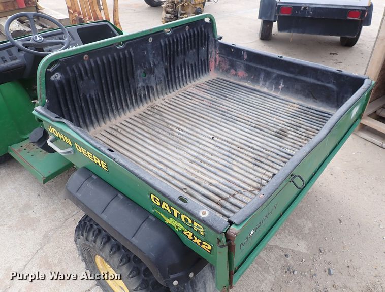 image for item HR9850 1997 John Deere Gator  utility vehicle