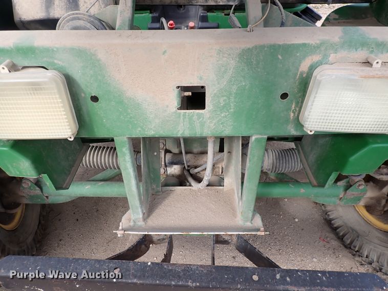 image for item HR9850 1997 John Deere Gator  utility vehicle