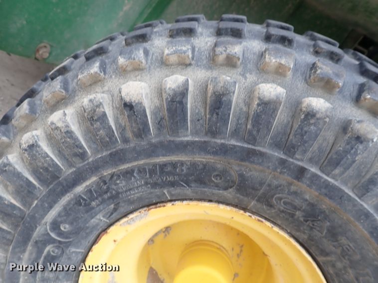 image for item HR9850 1997 John Deere Gator  utility vehicle