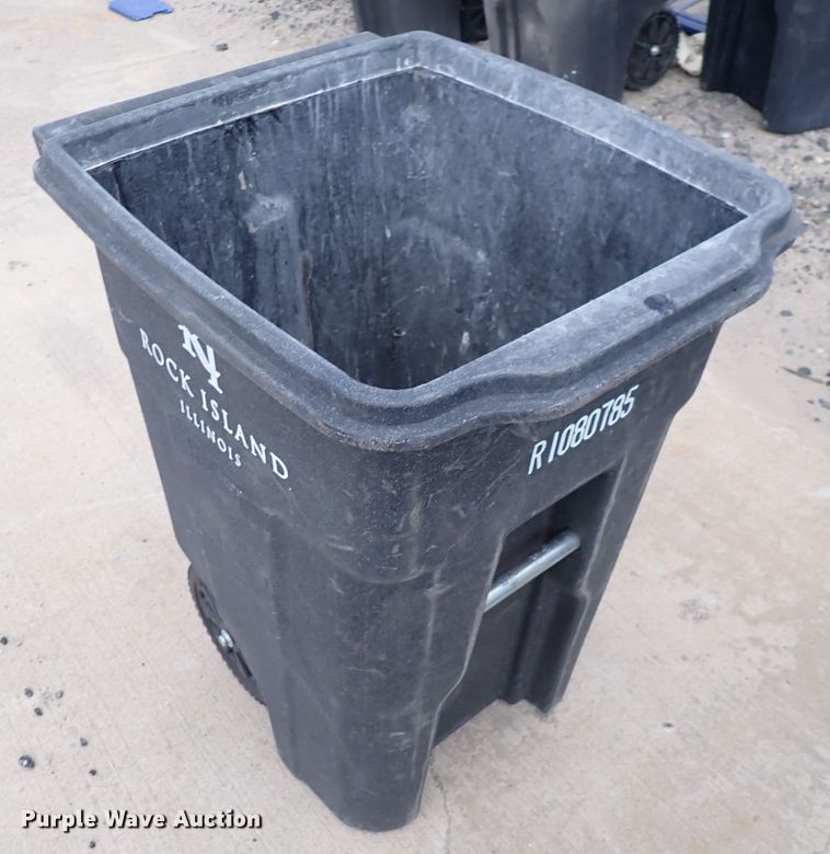 (20) trash cans in Wichita, KS Item HR9865 sold Purple Wave