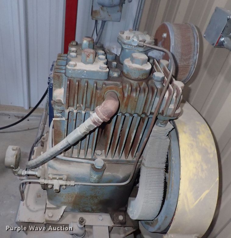 image for item HR9872 Quincy 3257  air compressor