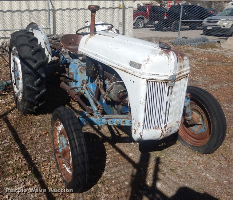 image for item HU9393 Ford 9N  tractor