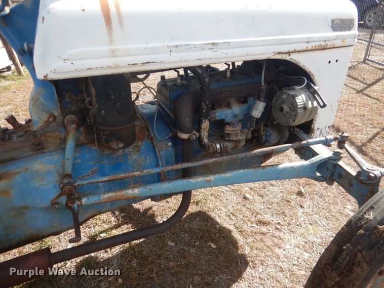 image for item HU9393 Ford 9N  tractor