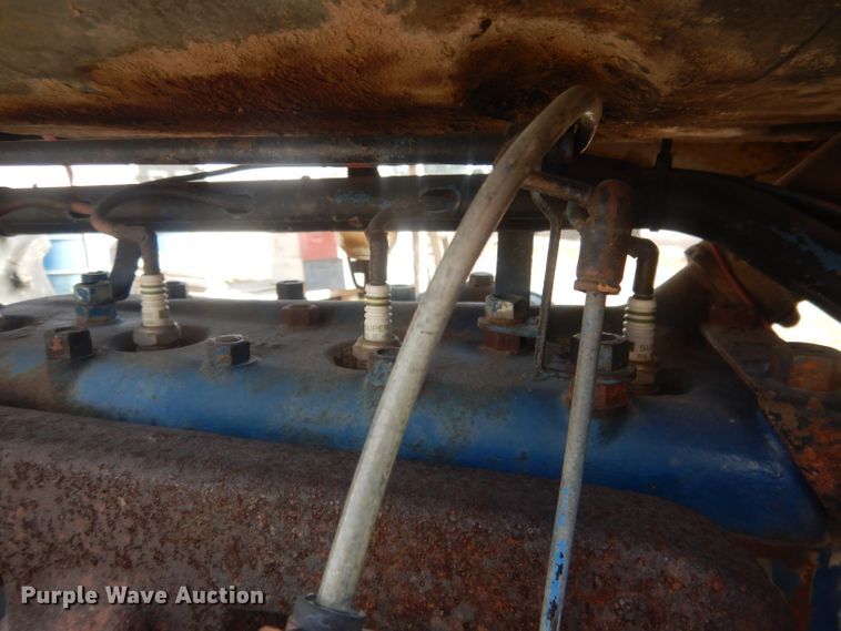 image for item HU9393 Ford 9N  tractor