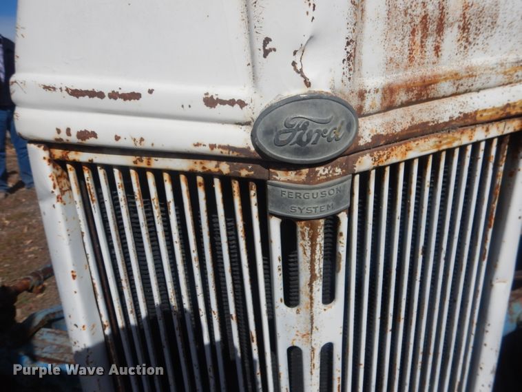 image for item HU9393 Ford 9N  tractor