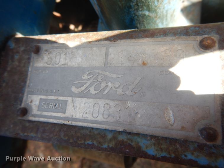 image for item HU9393 Ford 9N  tractor