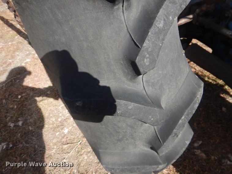 image for item HU9393 Ford 9N  tractor