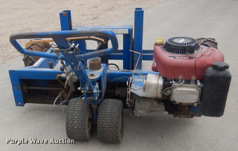 image for item HU9394 2007 Vestil  all terrain pallet jack