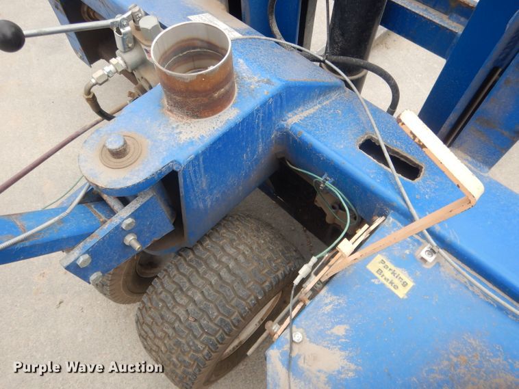 image for item HU9394 2007 Vestil  all terrain pallet jack