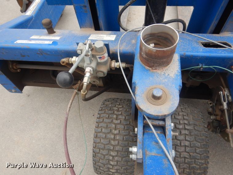 image for item HU9394 2007 Vestil  all terrain pallet jack