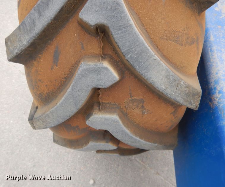 image for item HU9394 2007 Vestil  all terrain pallet jack