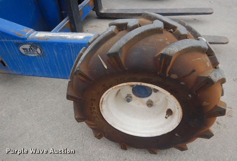 image for item HU9394 2007 Vestil  all terrain pallet jack