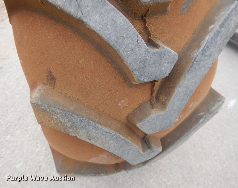 image for item HU9394 2007 Vestil  all terrain pallet jack