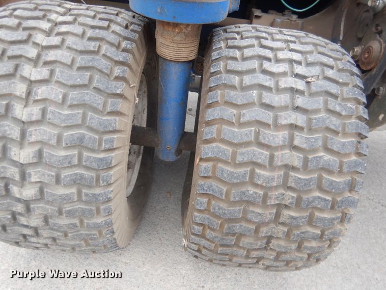 image for item HU9394 2007 Vestil  all terrain pallet jack