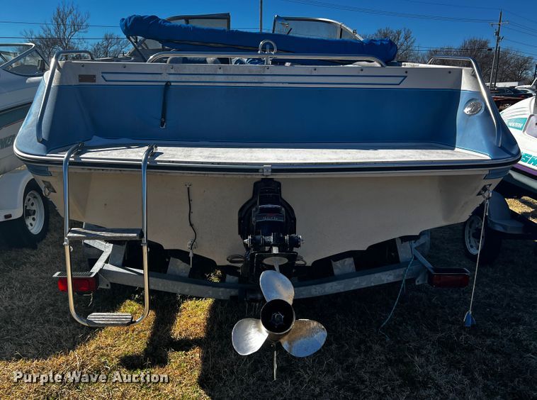 image for item ID9744 1987 Sea Ray S-23  boat