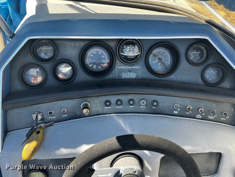 image for item ID9744 1987 Sea Ray S-23  boat