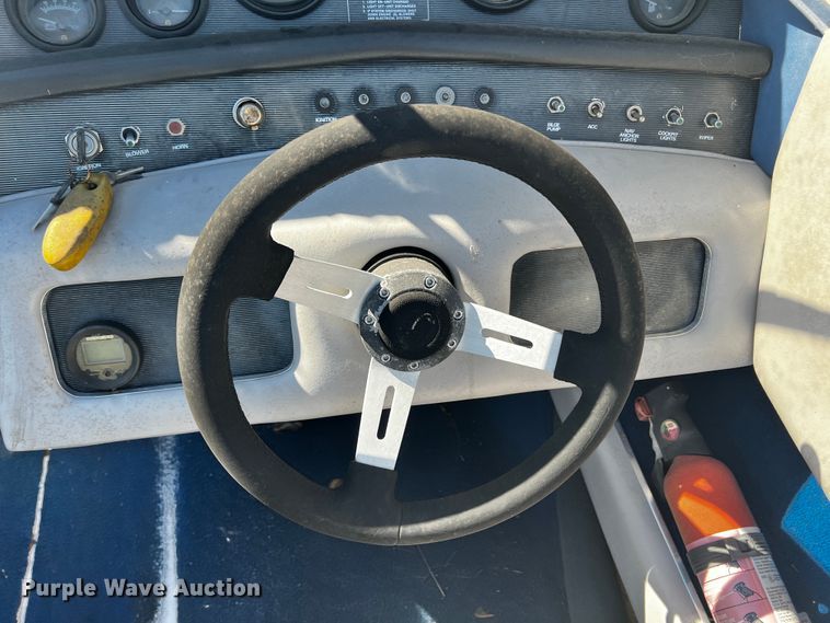 image for item ID9744 1987 Sea Ray S-23  boat