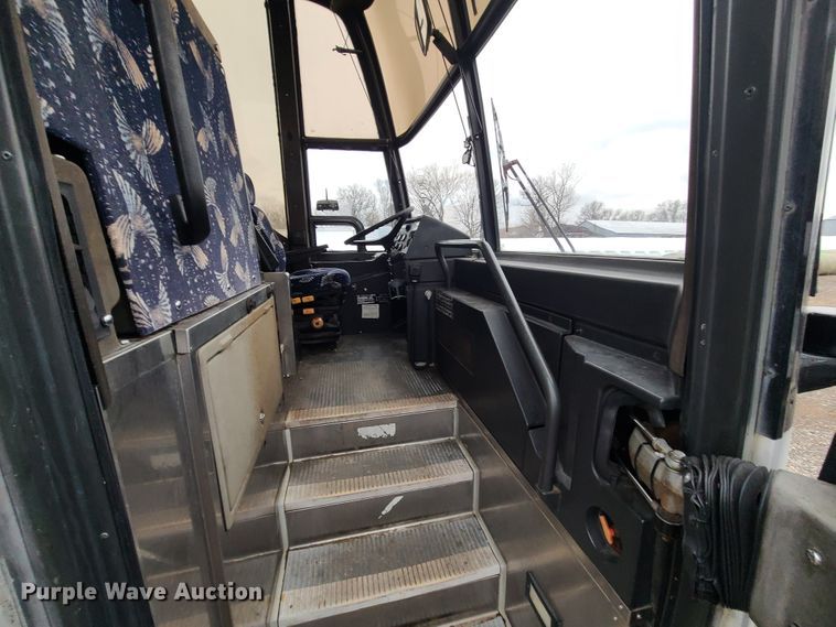 image for item IF9464 1997 Prevost  coach bus