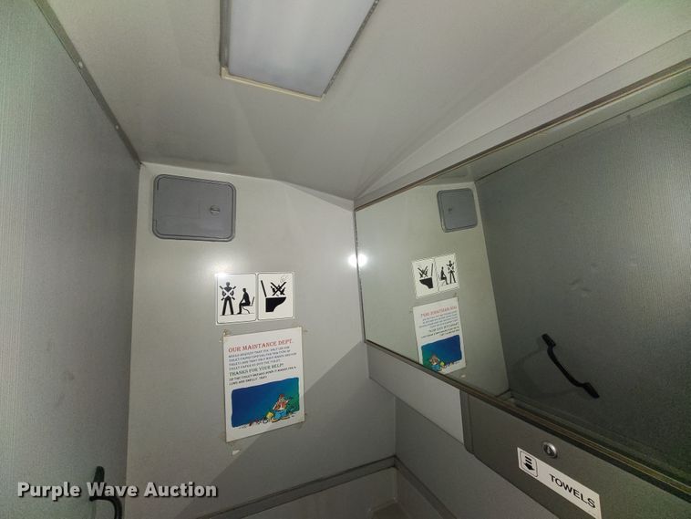 image for item IF9464 1997 Prevost  coach bus