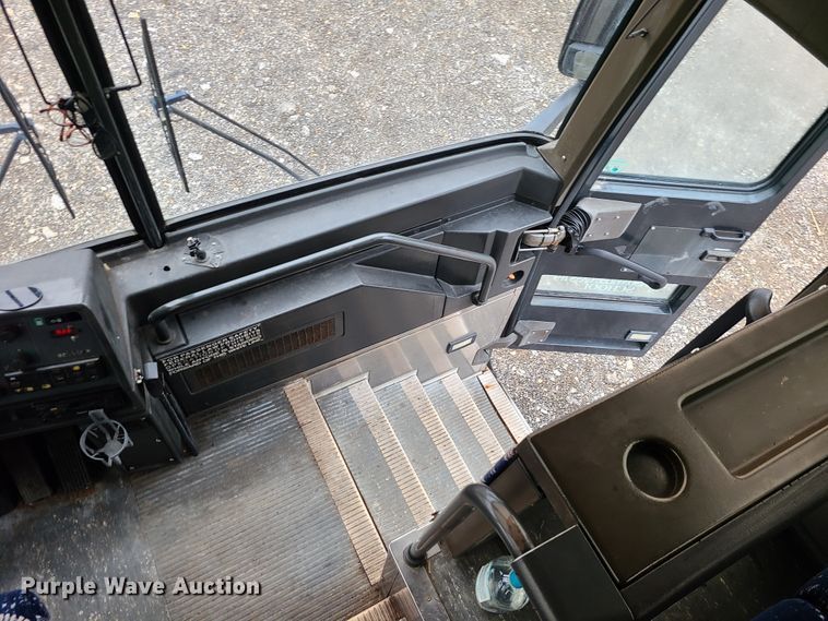 image for item IF9464 1997 Prevost  coach bus