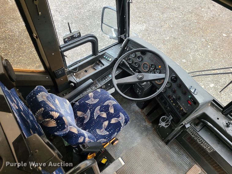 image for item IF9464 1997 Prevost  coach bus