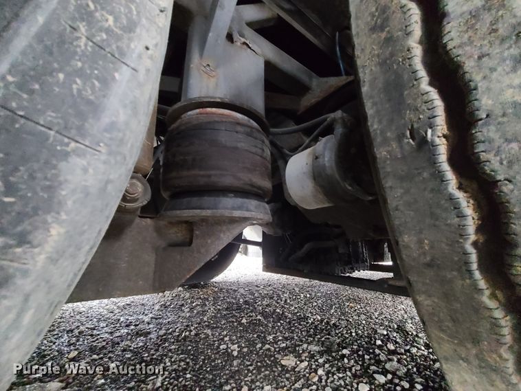 image for item IF9464 1997 Prevost  coach bus