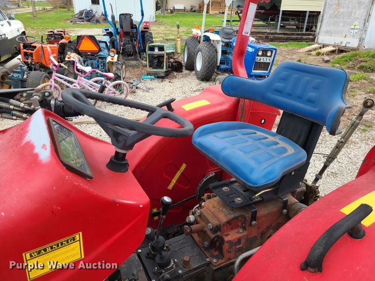 image for item IF9476 2006 Ag King AK-3540  MFWD tractor