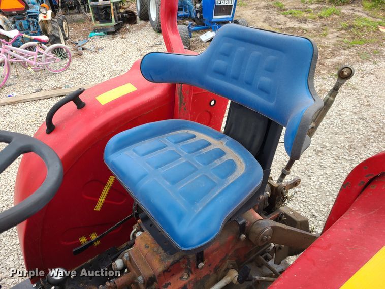 image for item IF9476 2006 Ag King AK-3540  MFWD tractor