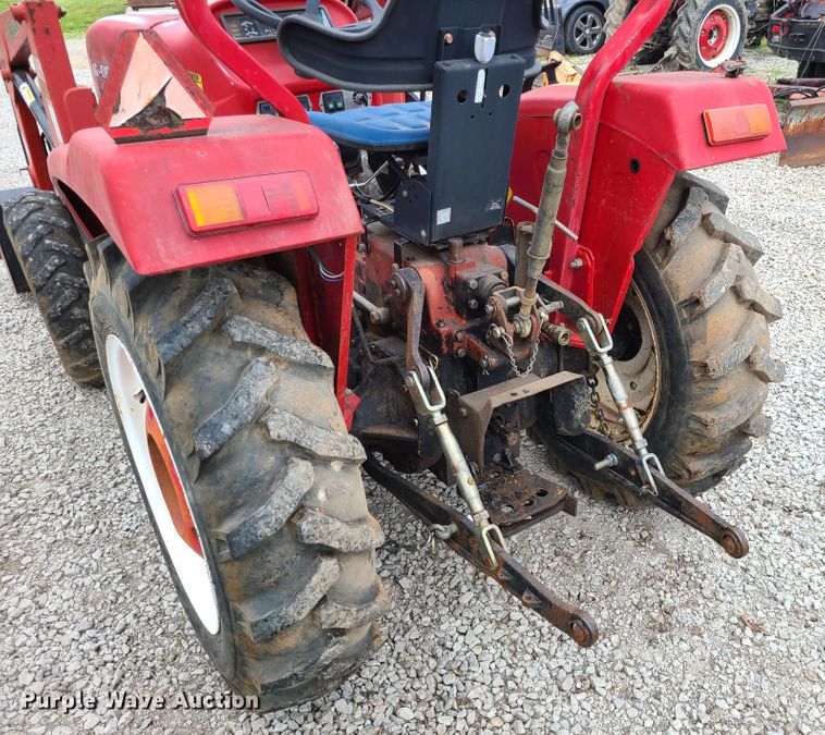 image for item IF9476 2006 Ag King AK-3540  MFWD tractor