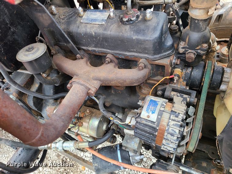 image for item IF9476 2006 Ag King AK-3540  MFWD tractor