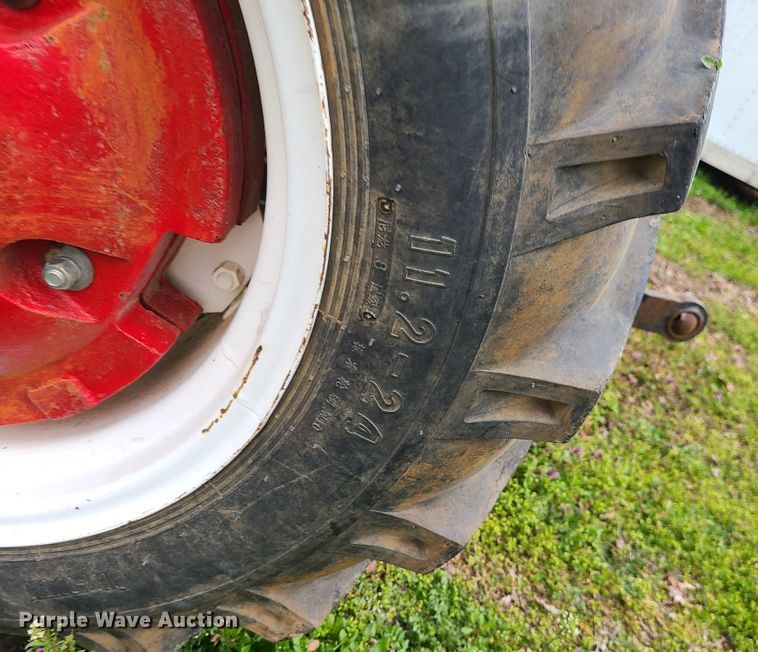 image for item IF9476 2006 Ag King AK-3540  MFWD tractor