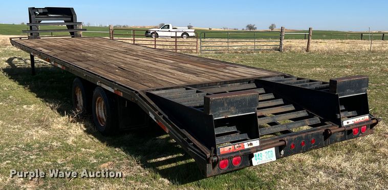 image for item IG9372 2005 Legend  equipment trailer