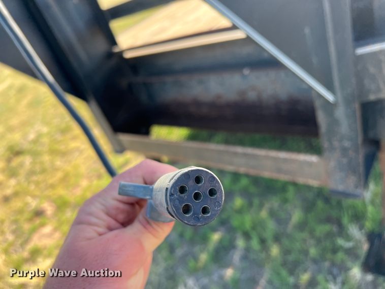 image for item IG9372 2005 Legend  equipment trailer