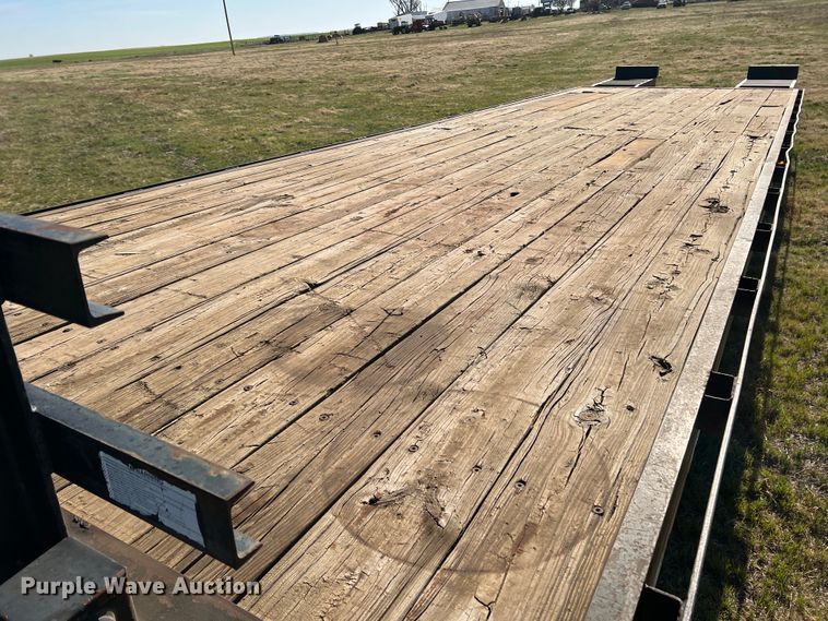 image for item IG9372 2005 Legend  equipment trailer