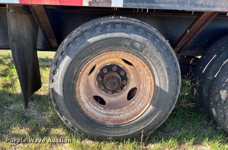 image for item IG9372 2005 Legend  equipment trailer