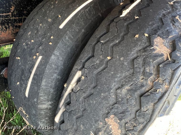 image for item IG9372 2005 Legend  equipment trailer