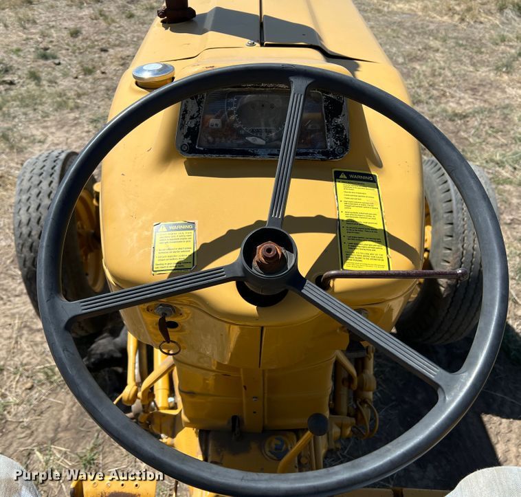 image for item IG9401 Ford 3400  tractor