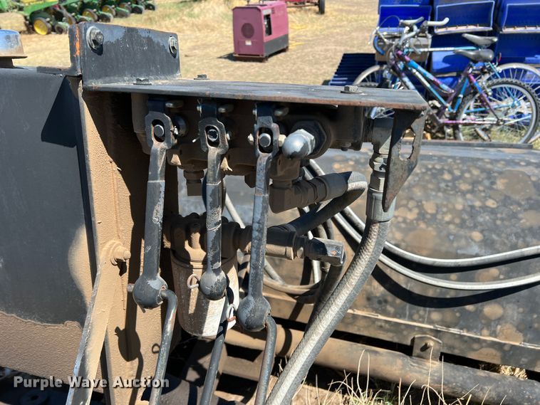 image for item IG9401 Ford 3400  tractor