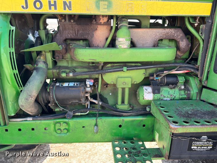 image for item IG9402 1976 John Deere 4430  tractor