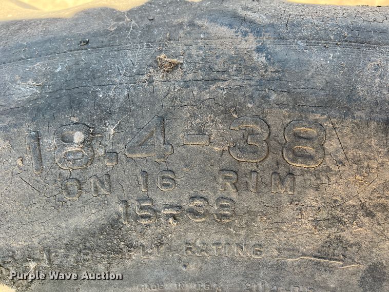 image for item IG9402 1976 John Deere 4430  tractor