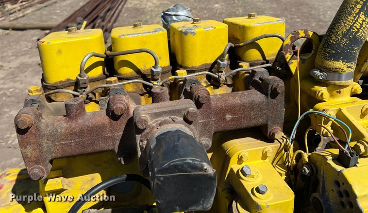 image for item IG9403 Cummins 4B3.9-C  engine