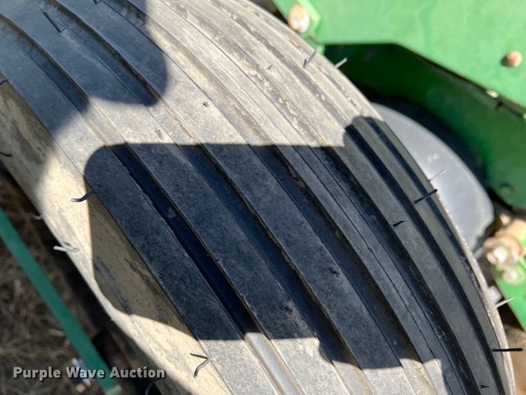 image for item IG9404 John Deere 7300 MaxEmerge 2  planter