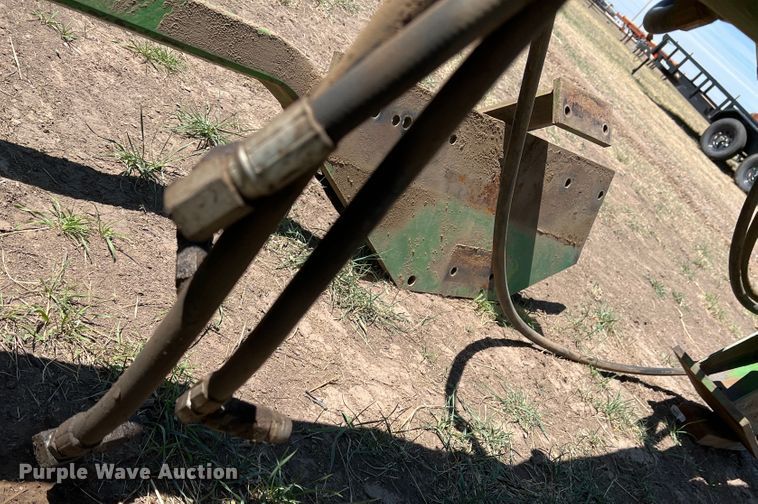 image for item IG9405 John Deere 158  loader