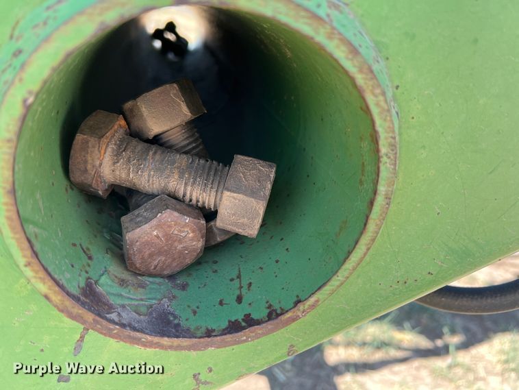 image for item IG9405 John Deere 158  loader