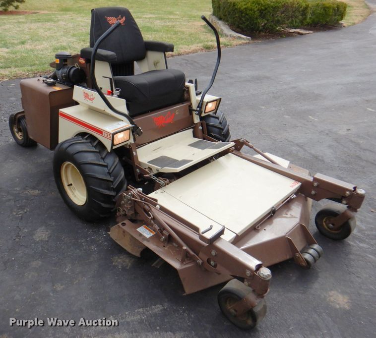 image for item IH9237 Grasshopper 725G2  ZTR lawn mower