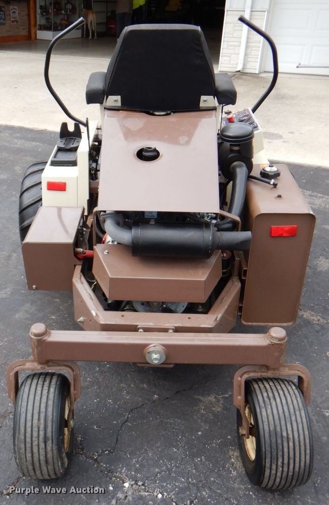 image for item IH9237 Grasshopper 725G2  ZTR lawn mower