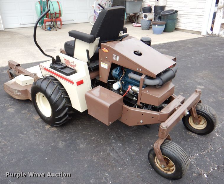 image for item IH9237 Grasshopper 725G2  ZTR lawn mower